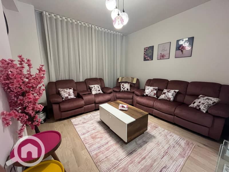 17 4f4b5bd0-3d6c-4328-9c35-45f45636ca4d. jpeg