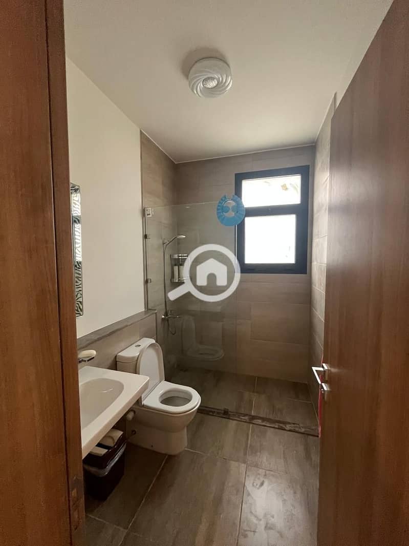 23 be729ed7-40b3-4e82-8a49-7206187fd3f3. jpeg