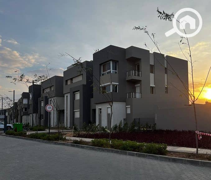 5 {1E20C294-7127-4849-ACFF-A0102389315A}. png