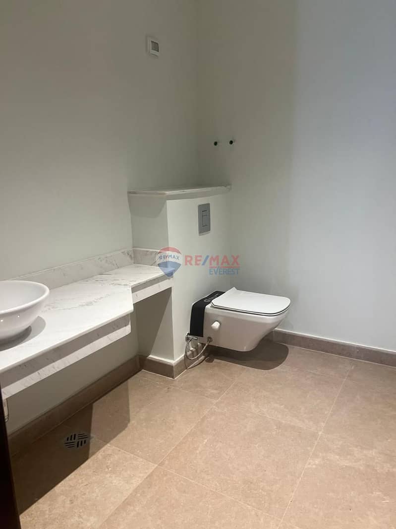 8 WhatsApp Image 2026-01-22 at 12.46. 09 PM (1). jpeg