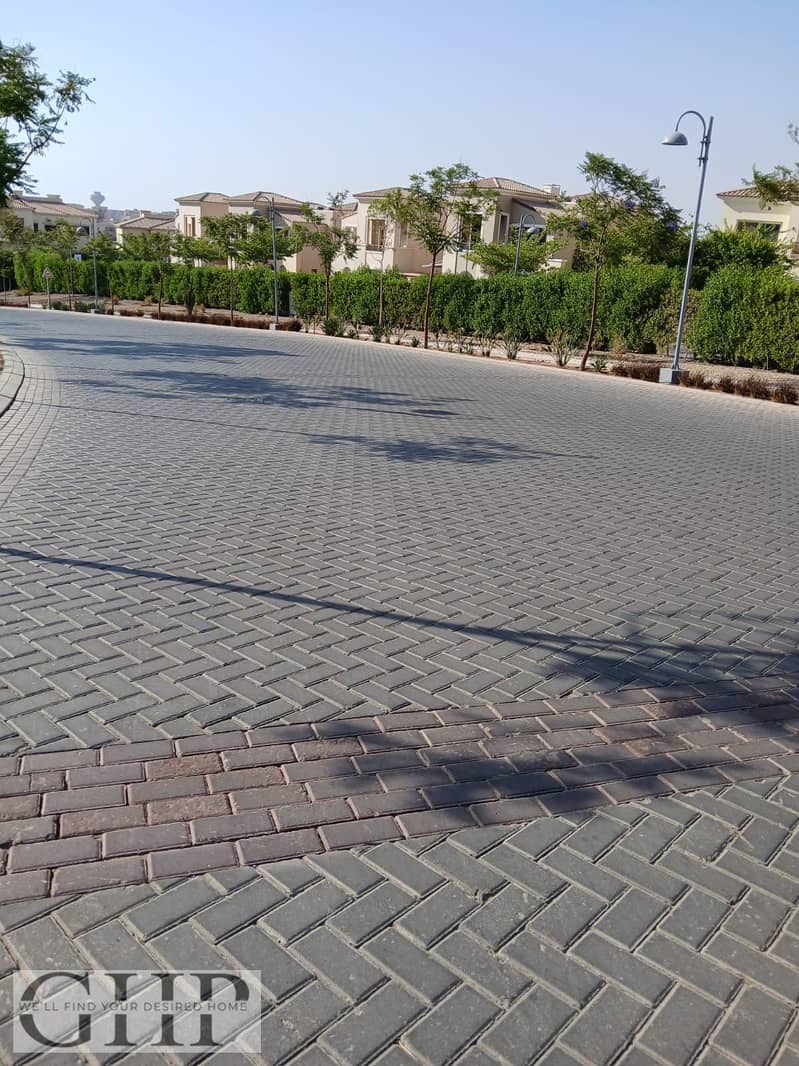 7 e252bfde-4d0d-4c0b-9229-9ba38c71c908. jpg