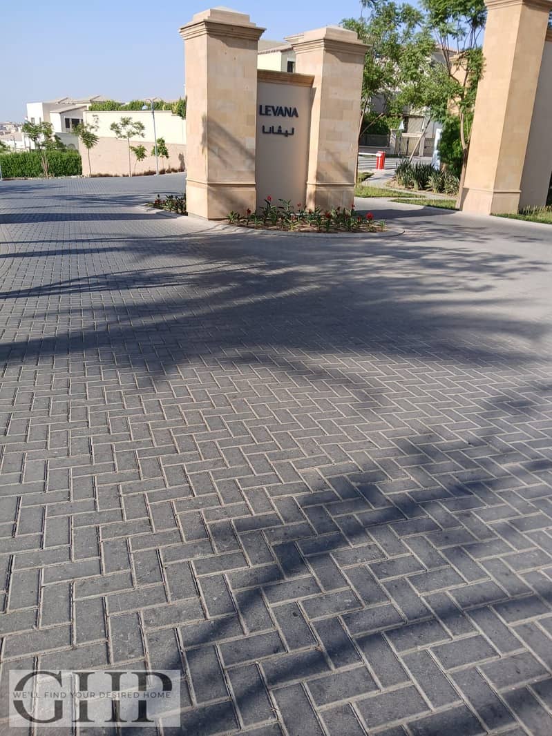 8 d8d0daaa-e284-4aa7-877f-5e73e41881ae. jpg