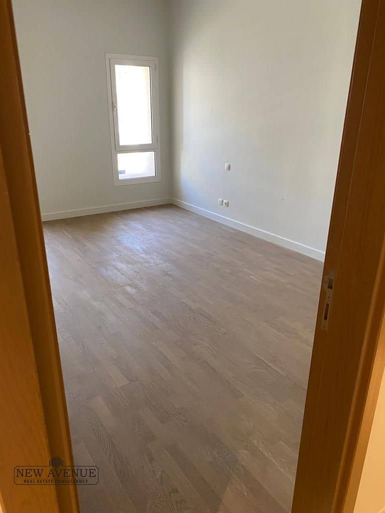 5 WhatsApp Image 2025-12-01 at 3.29. 57 PM (1). jpeg