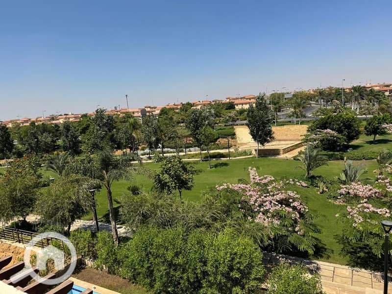 9 65f2ceb5-1dad-408e-8909-ef3da3d00839. jpg