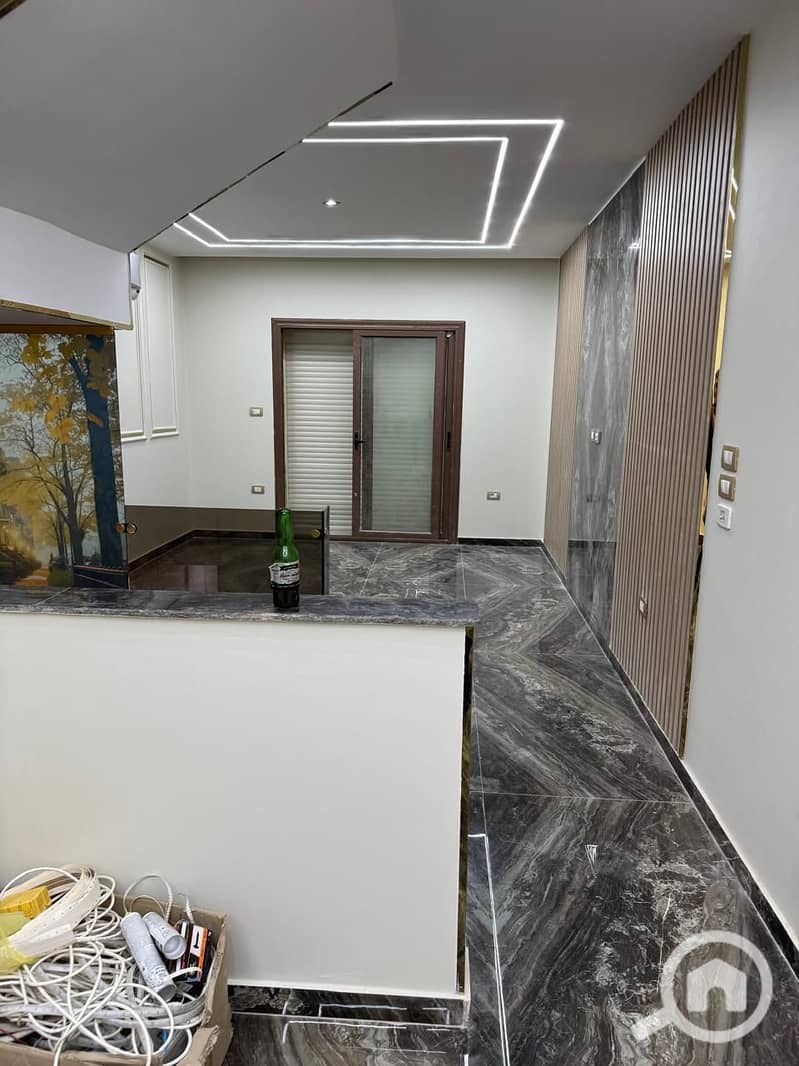 12 742a0028-bddb-47ed-a51c-542572ddeb7c. jpg