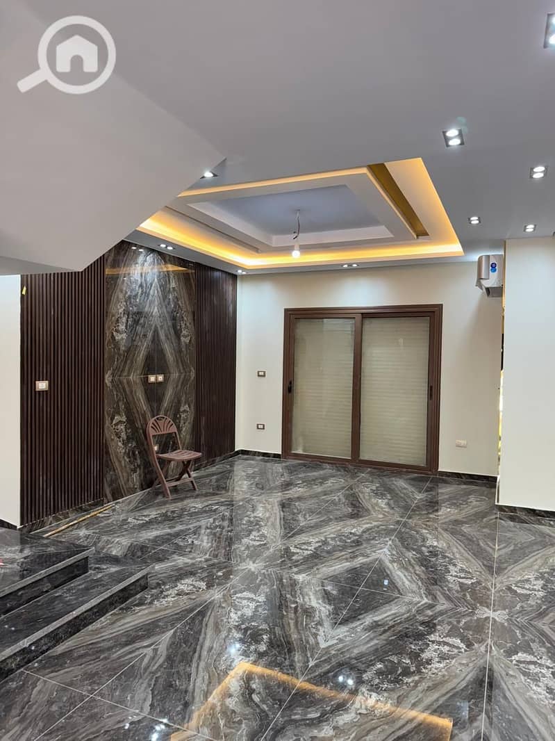 15 41685907-c9cb-4a8d-86c0-5620fa8271a2. jpg