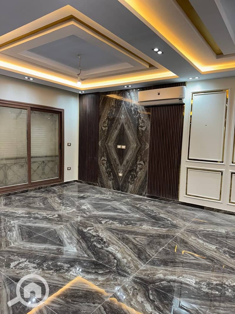 16 ad67fcdd-3a7c-4813-8cfb-40e8cc9cd530. jpg