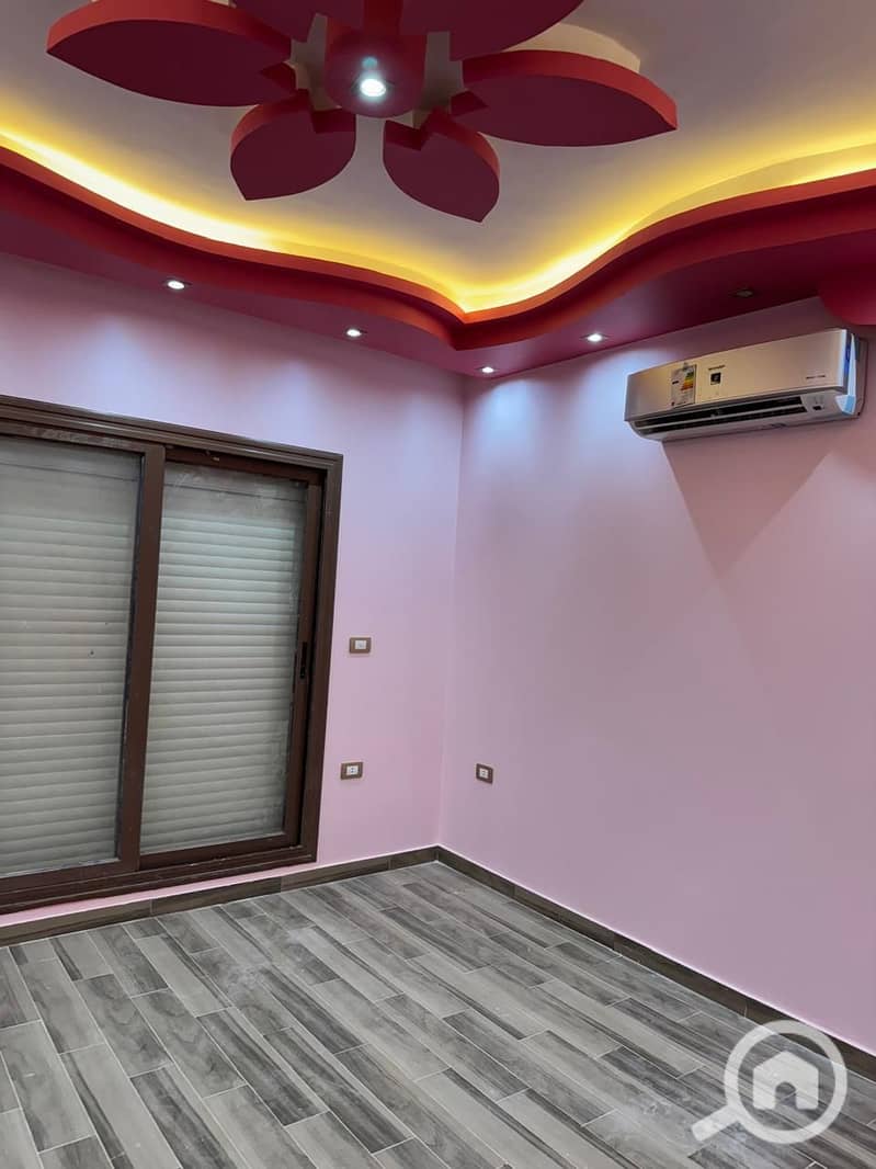 17 b82ad775-f1c9-4033-aaa7-ad07fda65139. jpg