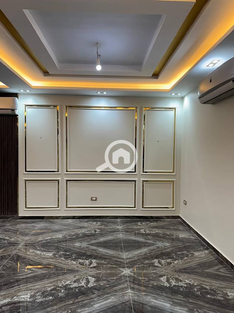 18 c57dc9e5-f64c-4067-92e3-382d7ff7403e. jpg