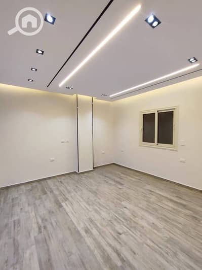 شقة 3 غرف نوم للبيع في العبور، القاهرة - 490470029_122202599006056220_5511719837652352186_n. jpg