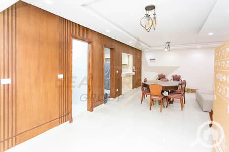 فلیٹ 3 غرف نوم للايجار في سموحة، الإسكندرية - 1. jpg