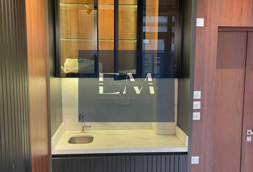 9 a46130c5-d984-4ed9-918c-b902651f198c. jpg