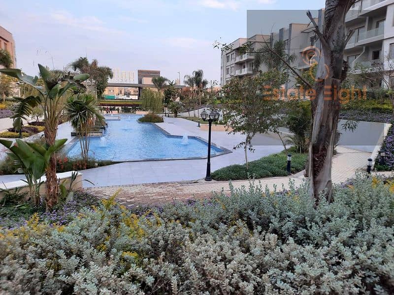 10 e6691fc4-a5b6-435d-8210-c48373ee5479. png