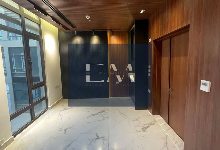 10 b4d1a857-987f-430b-96a1-38895d141808. jpg