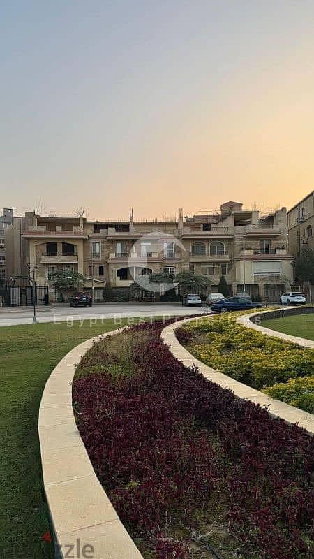 8 142839360-800x600. jpeg