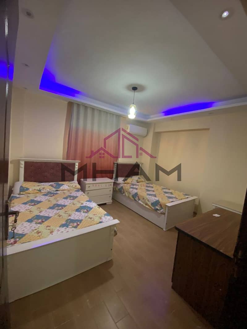 5 photo_6021699296555633846_y. jpg