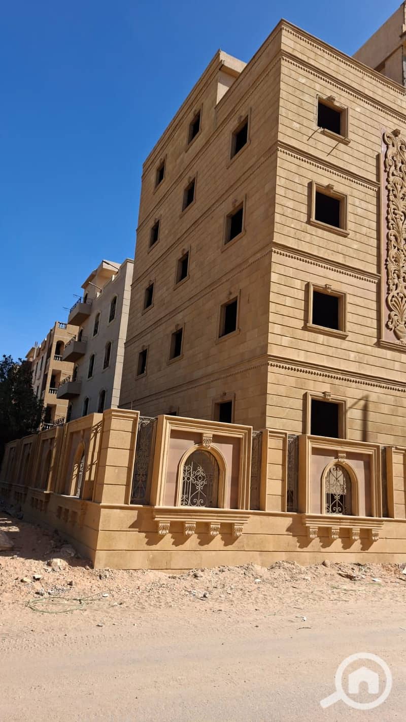 2 534b00c9-b88a-419d-9b8b-f21b6b4280d8. jpg