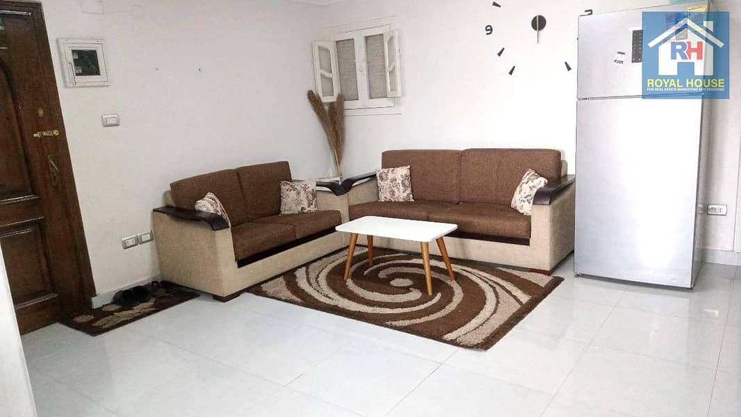 8 12de031b-7108-4dfe-bc7b-884a39b4a870. jpg