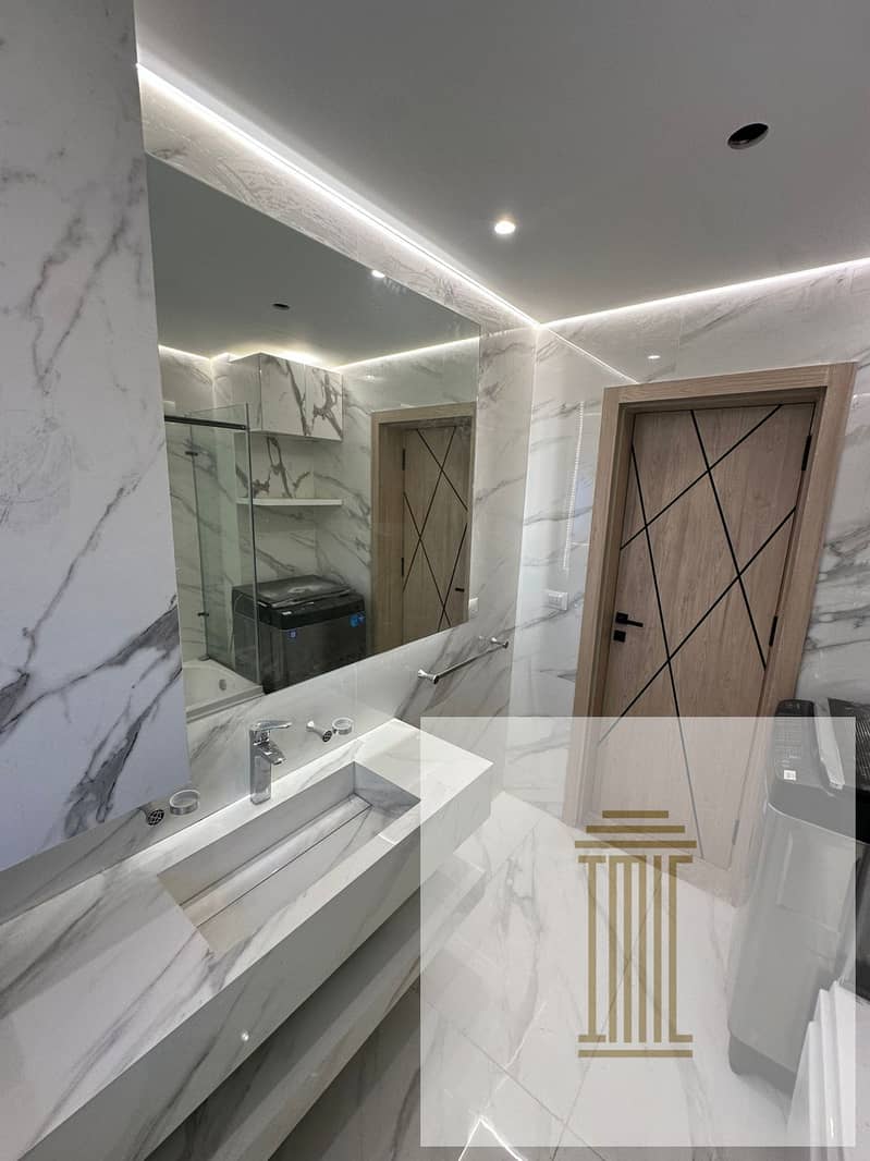 12 4240ca1e-4693-4e6e-ad1d-81ca93fb5e44. jpeg