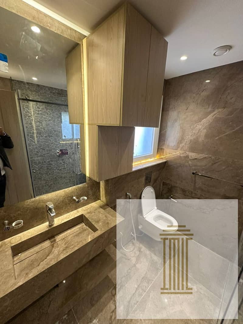 26 fa551c77-5c65-495a-8f5c-ebbc9571a78f. jpeg