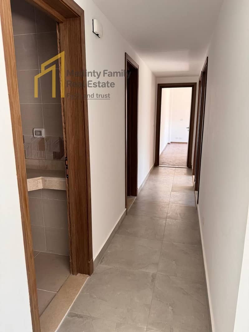 4 WhatsApp Image 2026-01-25 at 1.56. 22 PM (2). jpeg