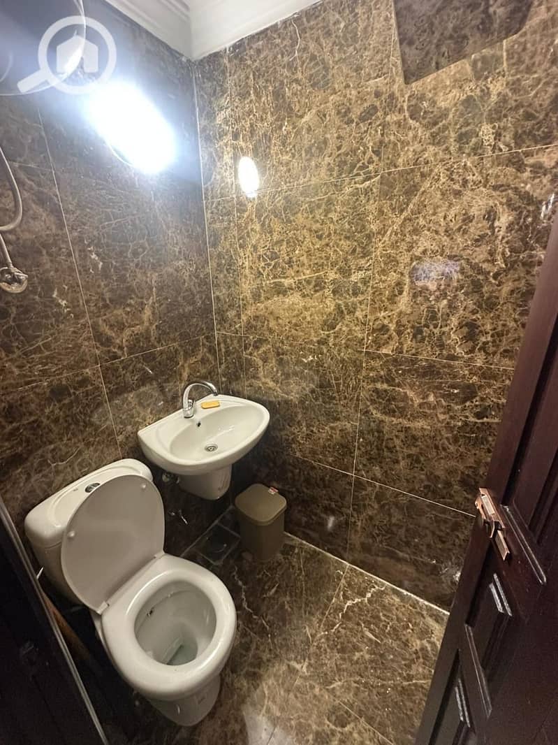 3 F9E8F1C9-E7BF-4EA3-BDAF-6CF19E18595E. jpeg