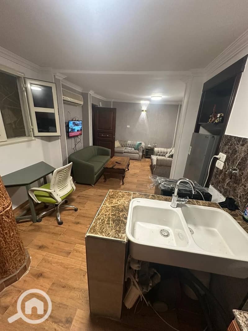 8 C80AF5FB-9711-436A-9E09-F0D44E4FF81D. jpeg