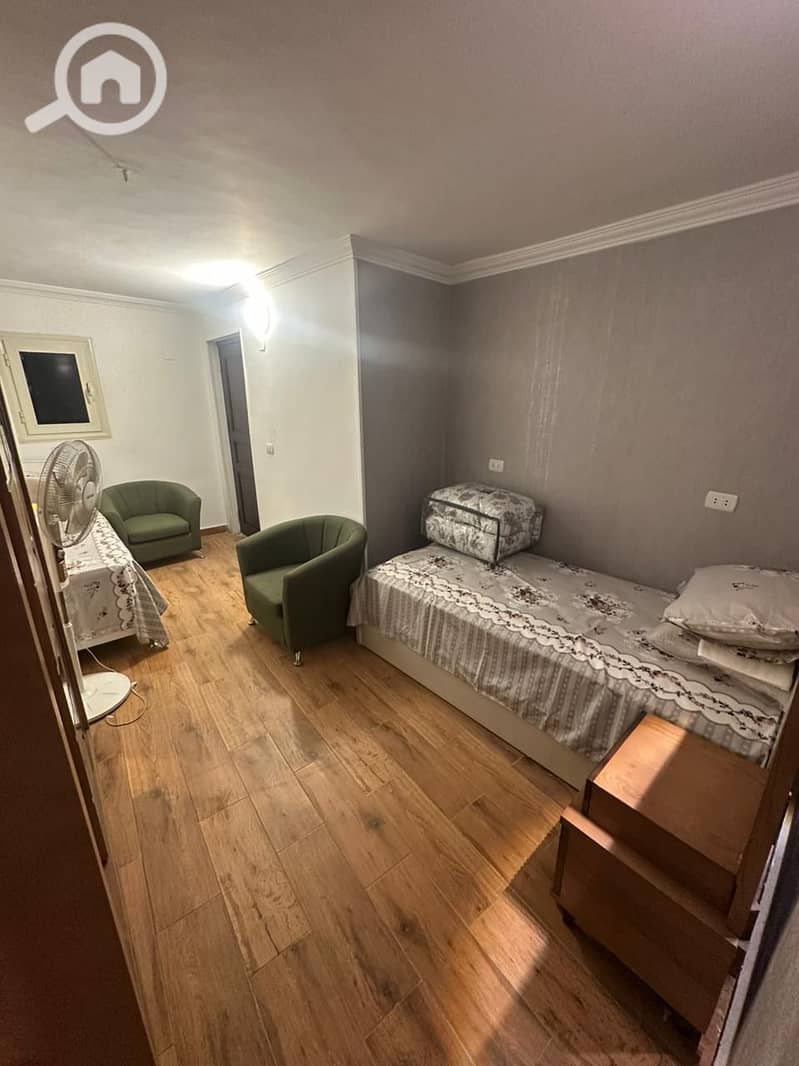 12 E377001F-EEF4-4056-B3EA-C7531F6F1CBB. jpeg