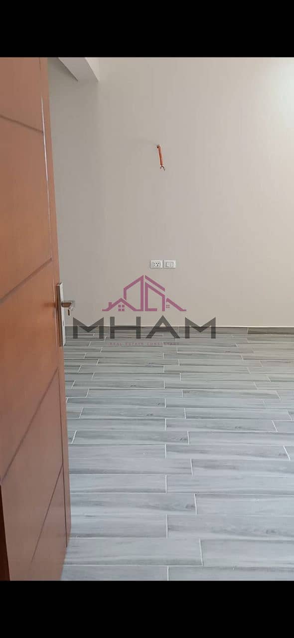 6 photo_6026175378327538618_y. jpg