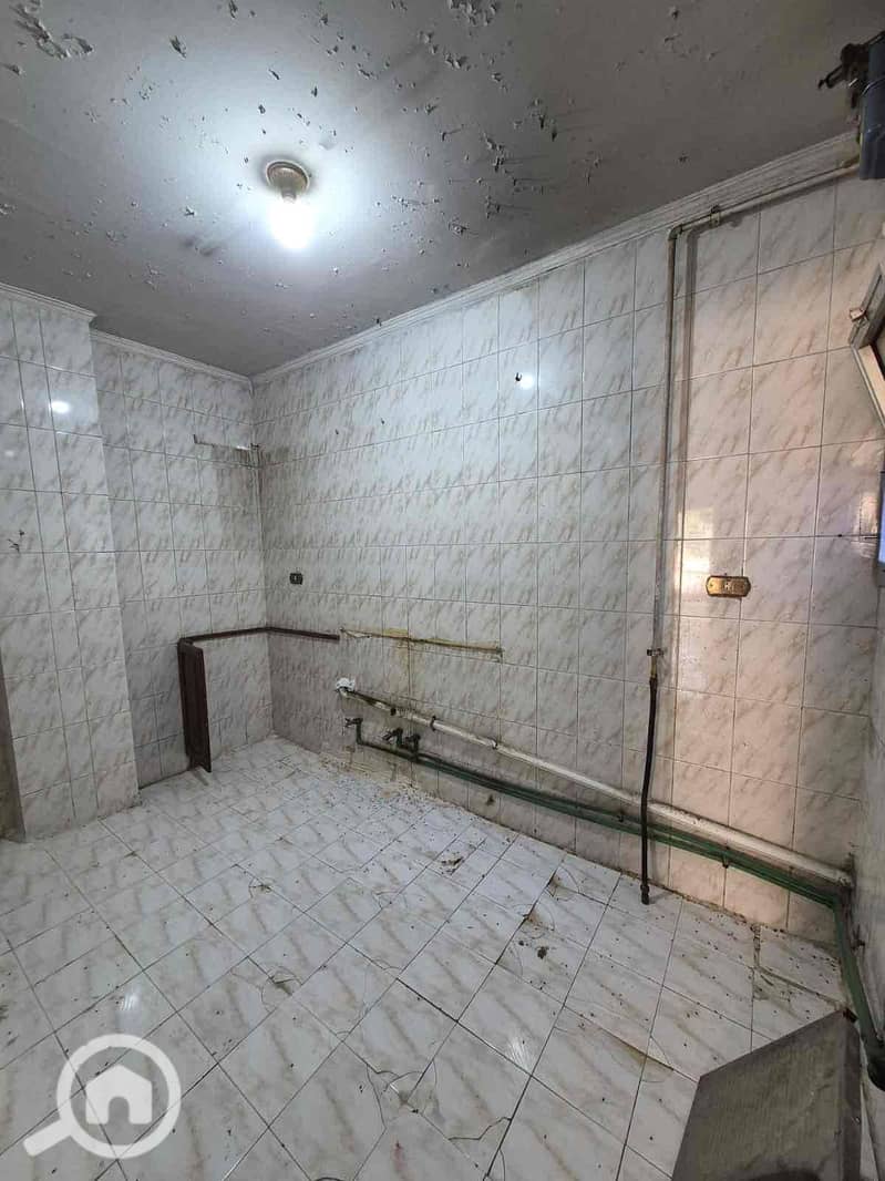 3 f6003b4d-266d-4782-a689-acef6fda6857. jpg