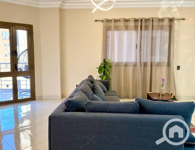 16 0e8c9ab1-45f4-47c4-9f27-ea28d6ba80ac. jpeg