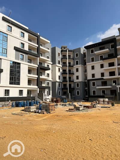 3 Bedroom Flat for Sale in Sheikh Zayed, Giza - WhatsApp Image 2025-02-10 at 18.54. 37_058bad8a. jpg 3 Bedroom Flat for Sale in Sheikh Zayed, Giza - WhatsApp Image 2025-02-10 at 18.54. 37_058bad8a. jpg