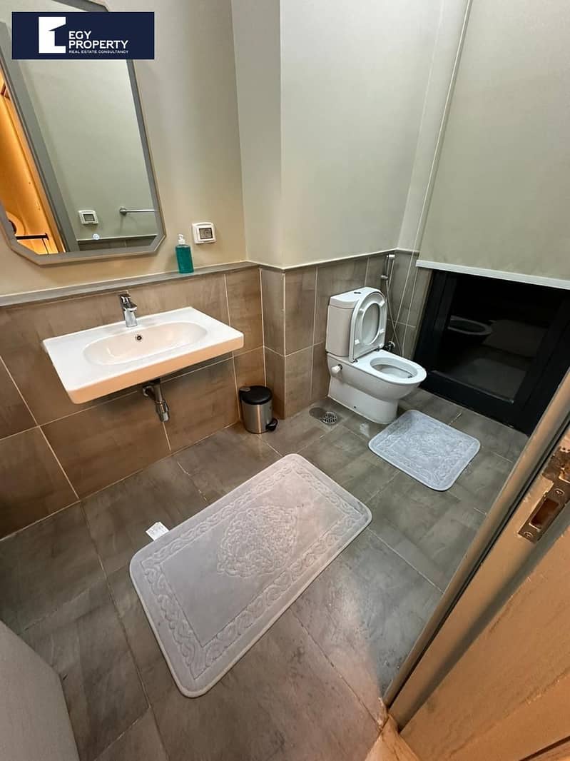 8 _files_b1efdf0b-f652-419f-b4f3-9a371aa6bbf3 (1). jpeg