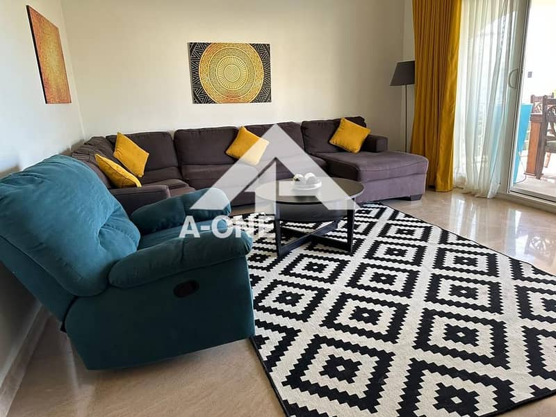 9 c32057e6-6872-4b9f-a22c-50f1e416cb82. jpg