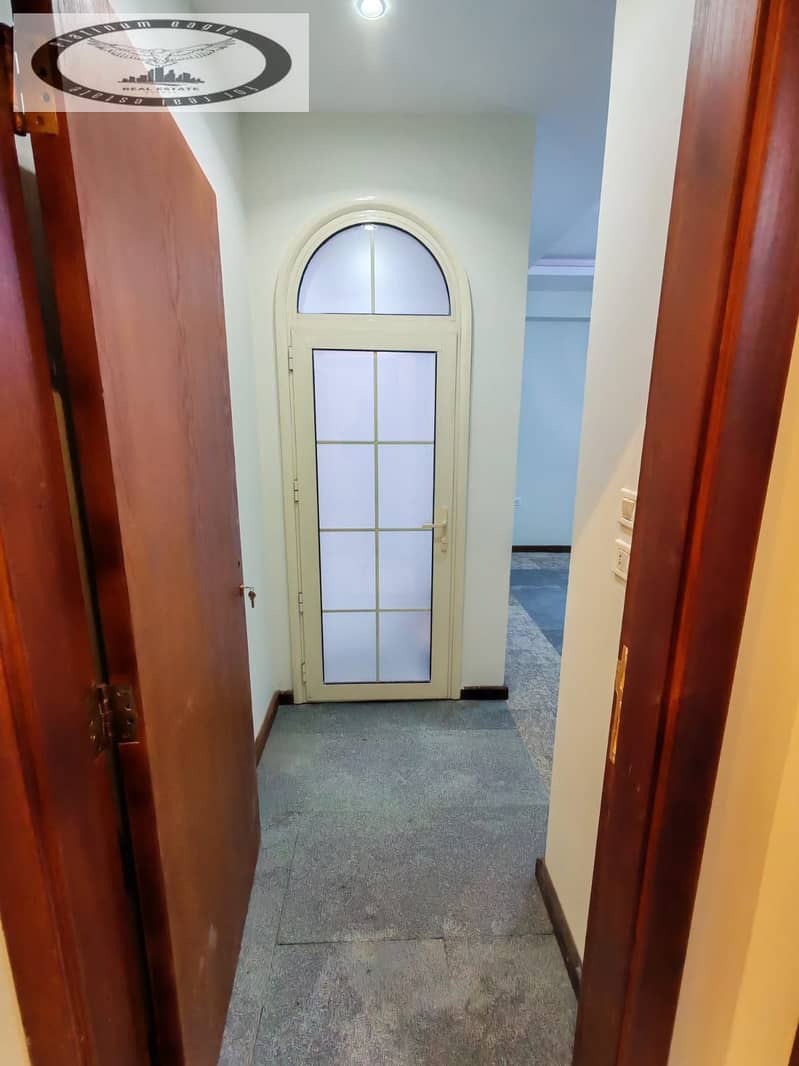 4 7454e1cb-951a-4de3-9277-0ab055706aa6. jpg