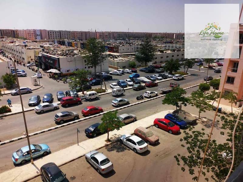 10 9afeae8c-80d2-41cd-9f97-3230111a5d82. jpg