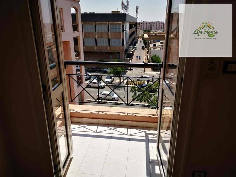 11 96cc0cc8-6a32-48a7-95f2-bcbfdc181800. jpg