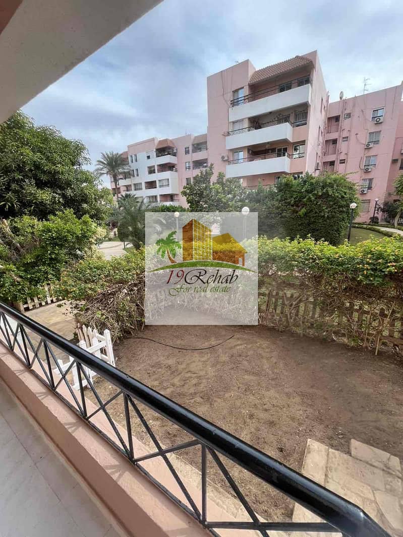 5 3965bf8e-748c-47a5-994e-3a17c0a951f2. jpg