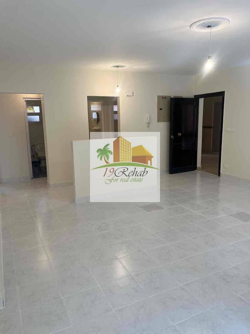 13 9e5bbead-2381-468e-8154-80a2e99848b9. jpg