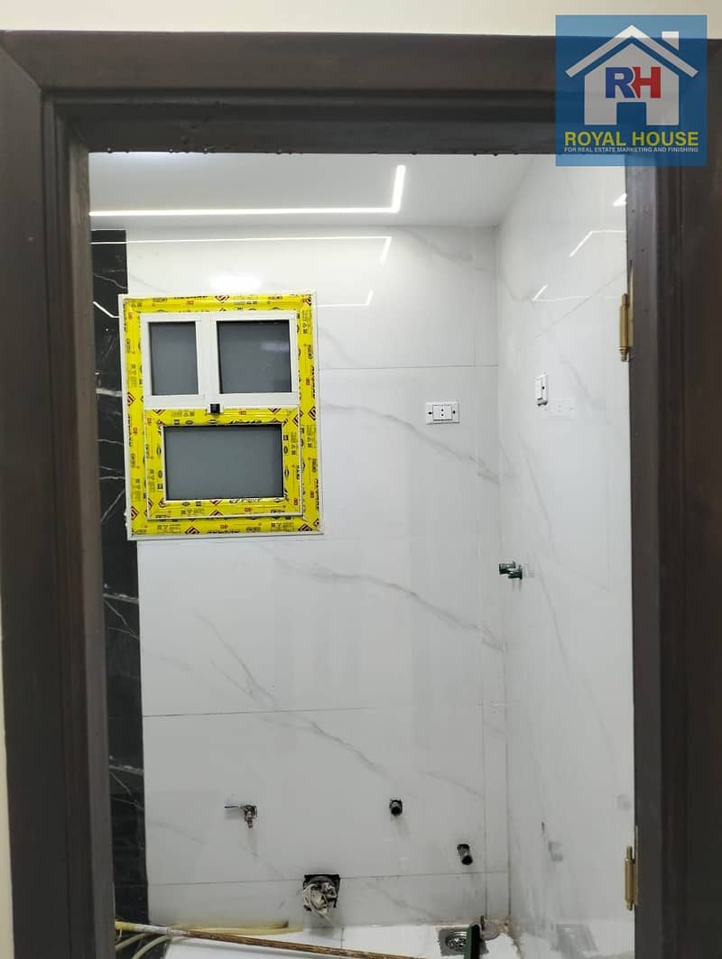 7 2137bf78-1935-451a-b1ec-5a041572427b. jpg