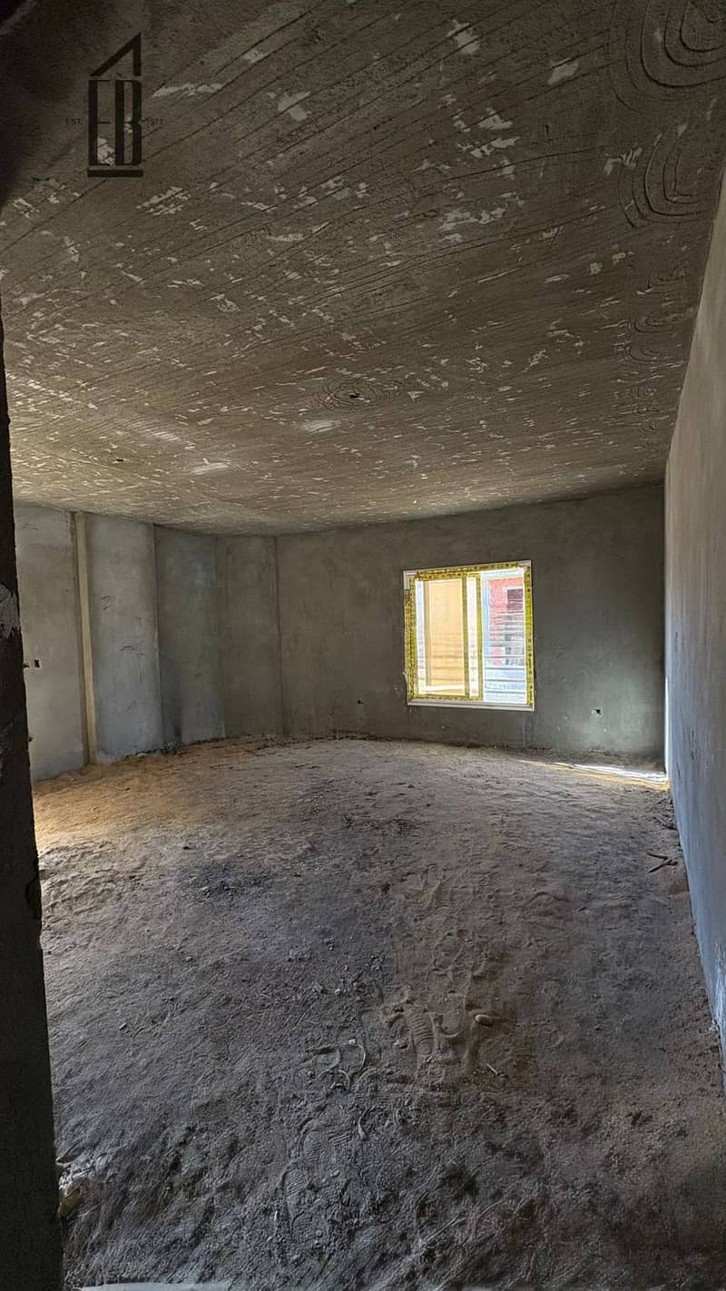 4 WhatsApp Image 2025-12-03 at 2.39. 32 PM (1). jpeg