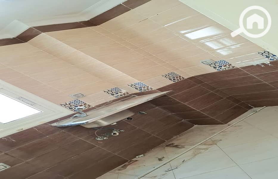 9 3f22d72f-d067-4481-a586-e07d0fde3ffe. jpg