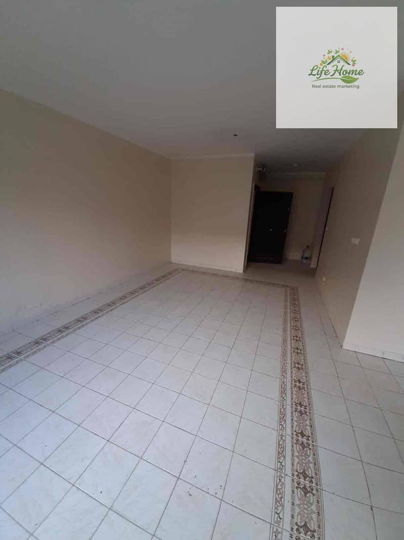 8 b785e98e-3fa2-4254-83a1-b63ba89915e8. jpg