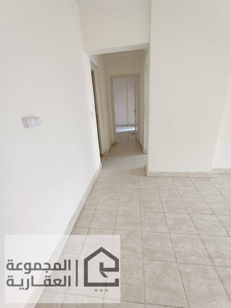 5 efc38e43-16cc-4b99-9c95-2025186a692e. jpg