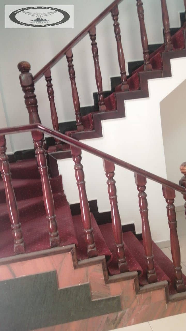 5 d923e214-5710-40dd-a38c-e898f2a30110. jpg