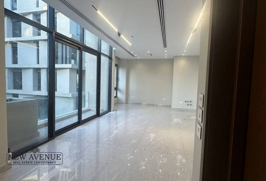 4 dea9ef46-5f42-4e42-a10f-599d0f21d45e (1). jpg