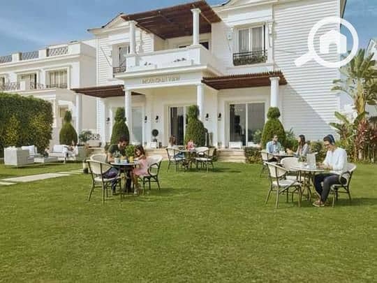 13 1869ca4f-0381-4b95-b0be-ddb40b52684f. jpg