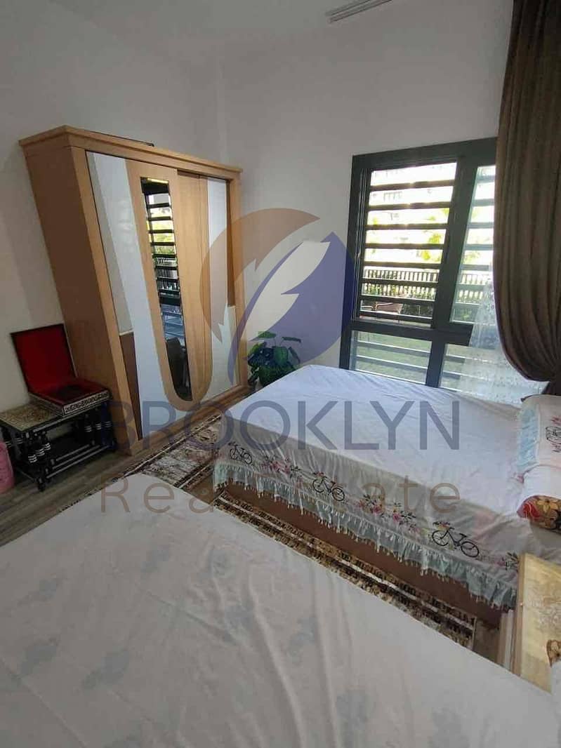 8 c189b52f-a990-4376-b6fc-07623ff24035. jpg