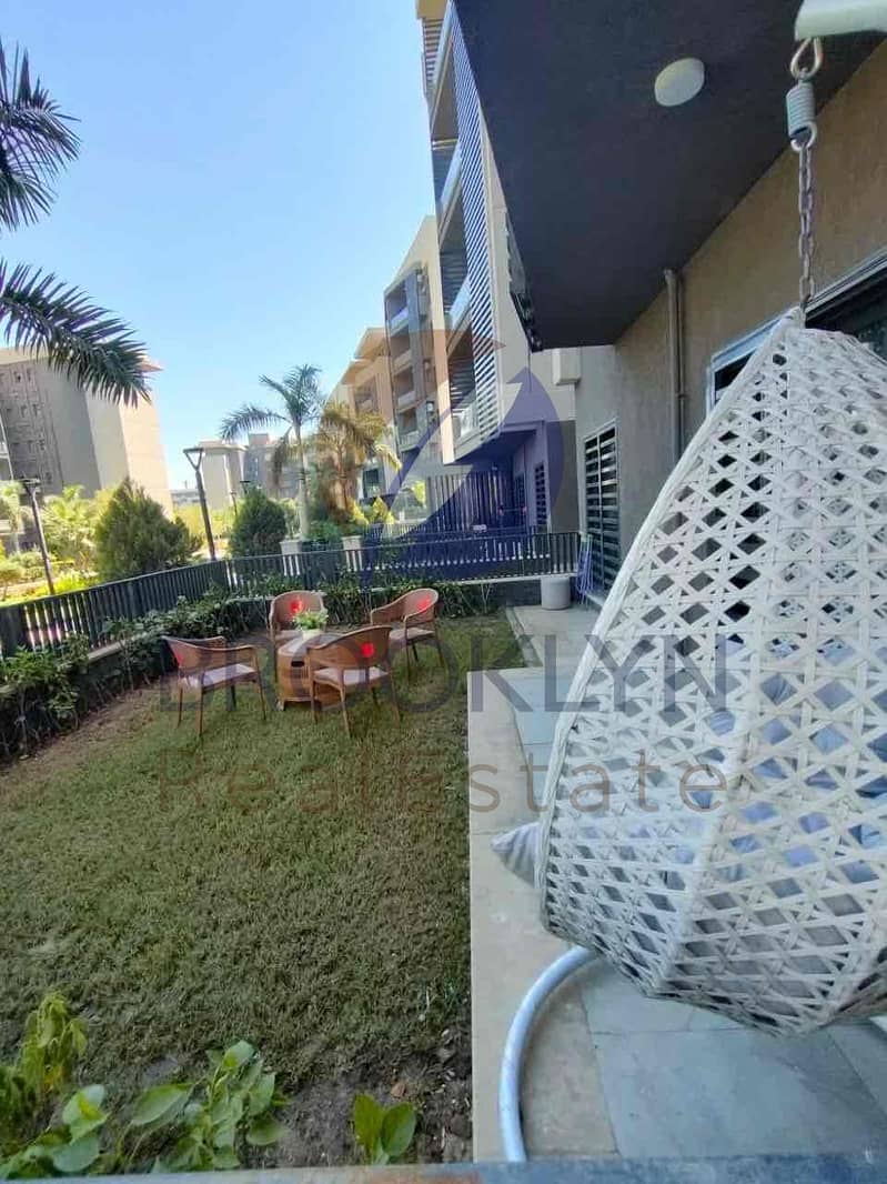 18 a74dd4a4-e212-4866-8a95-a9479e92ab66. jpg