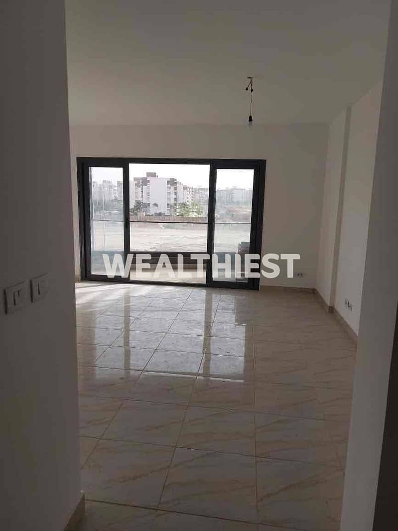 8 2f251738-209c-4b17-b30f-cb11d3ecfe1e. jpg